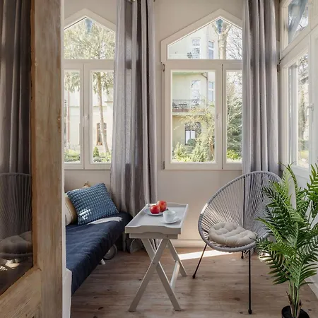 Sanhaus - - Urokliwy Przy Deptaku